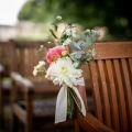 img Décor de banc - Cérémonie de mariage - fleuriste Blaye