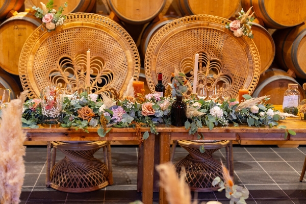Décor de table des mariés terracotta - fleuriste blaye